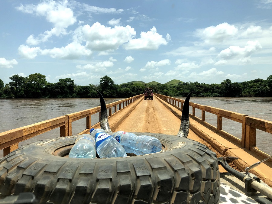 bro i Gabon